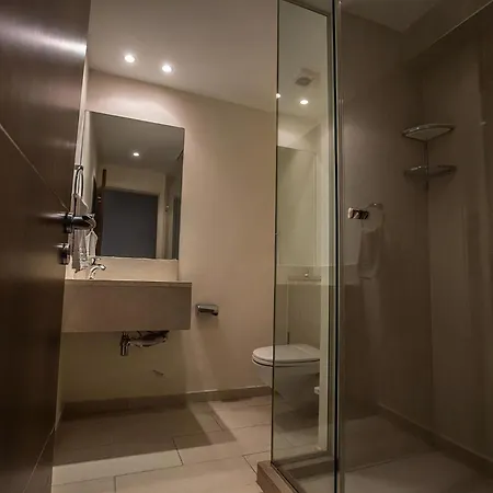 Fig Tree Bay Frontline,luxury 4bdr Sea-front With Pool And Amazing Views Protaras